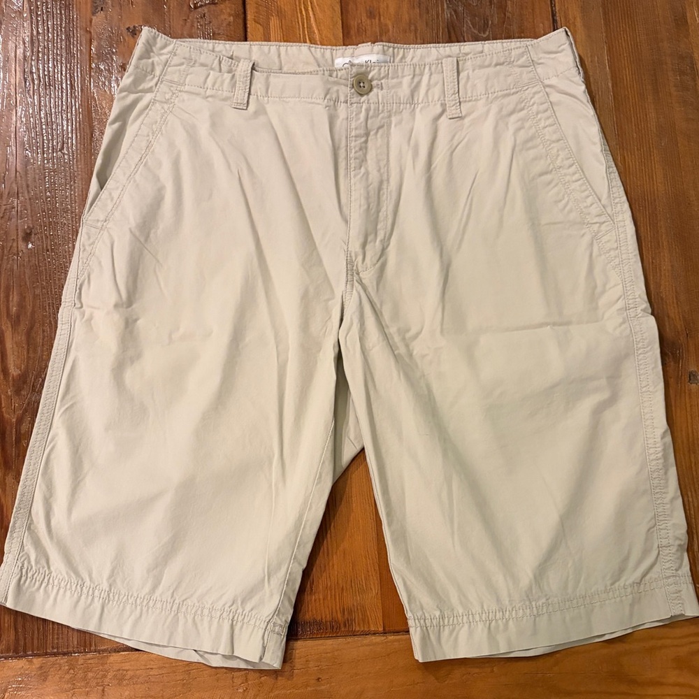 Calvin Klein Men's Tan Flat Front Shorts